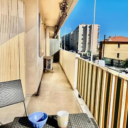 Donat Yourhosthelper Appartement
